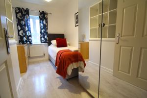 Bedroom- click for photo gallery